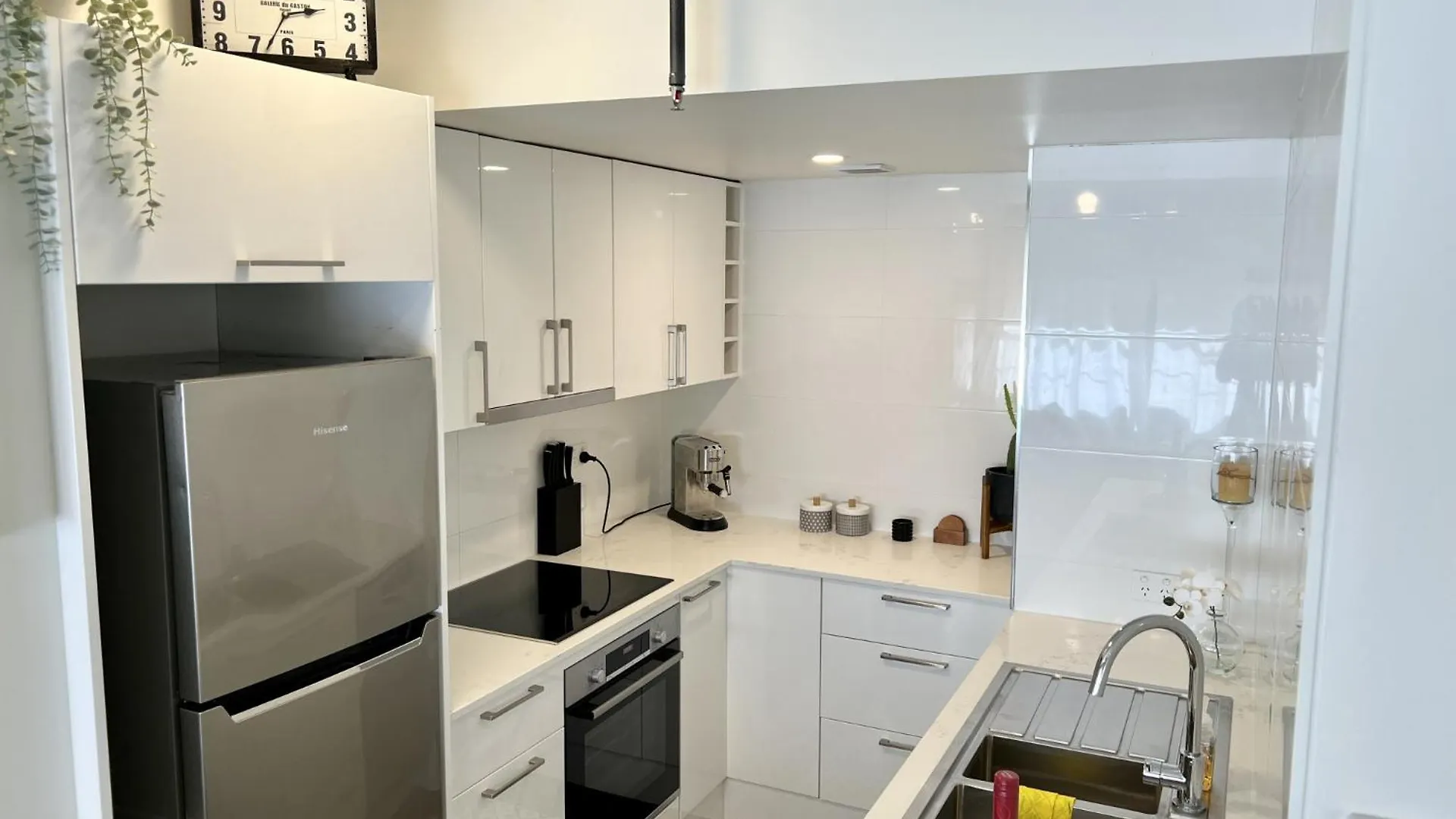 Stylish Studio In The Heart Of The City Brisbane Apartman